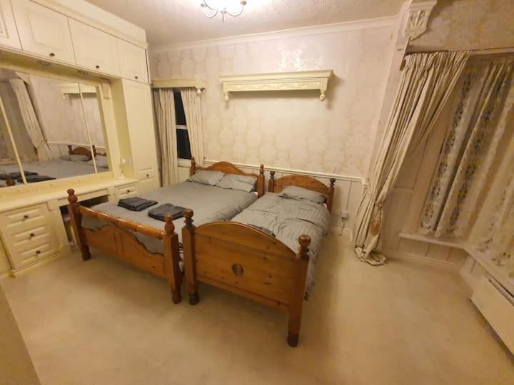 Spectacular Period Property Located In Leicester Exterior foto
